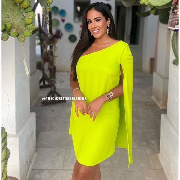 RARE!!! MANGO BLOGGER FAVE!!! Flowy Mini Dress NWT - Picture 3 of 16